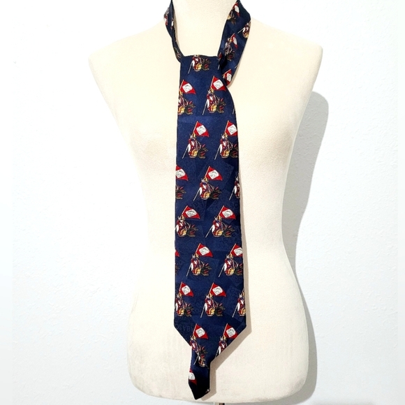Vintage Tabasco Brand Novelty Silk Tie Chili Peppers Golf Bag Pattern 100% Silk - Picture 1 of 5